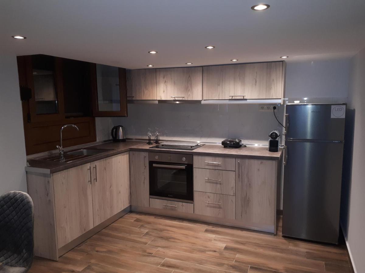 Plumbago Apartment Theologos  ภายนอก รูปภาพ